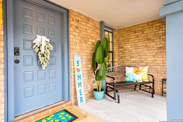 8410 Oak Fence, San Antonio, TX 78251