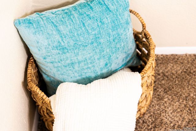 8410 Oak Fence, San Antonio, TX 78251