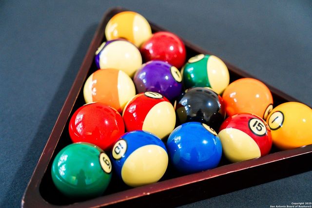 8410 Oak Fence, San Antonio, TX 78251