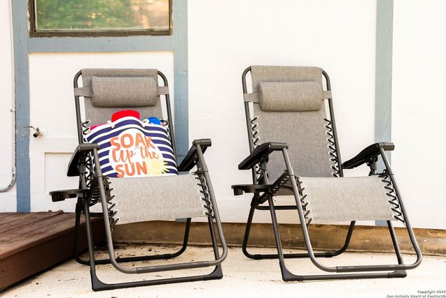 8410 Oak Fence, San Antonio, TX 78251