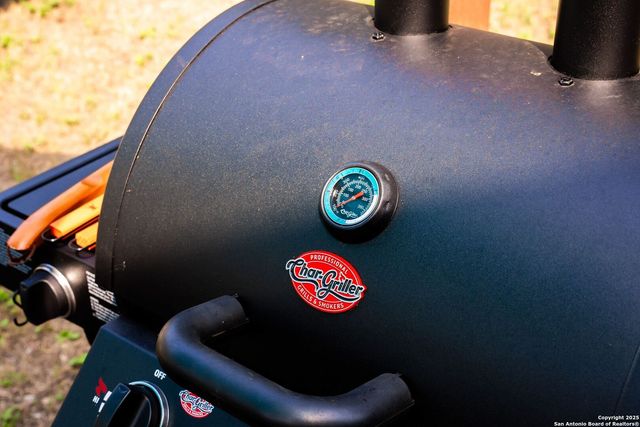 8410 Oak Fence, San Antonio, TX 78251