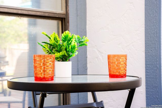 8410 Oak Fence, San Antonio, TX 78251