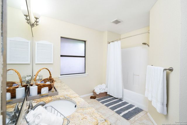 8410 Oak Fence, San Antonio, TX 78251