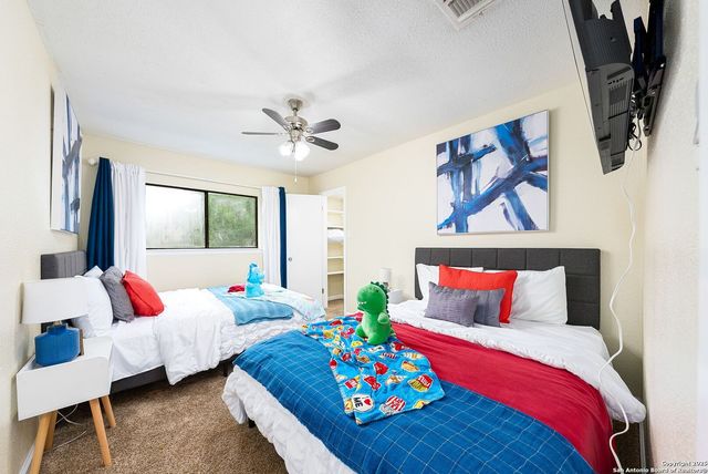 8410 Oak Fence, San Antonio, TX 78251