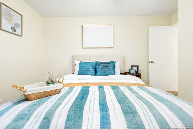 8410 Oak Fence, San Antonio, TX 78251