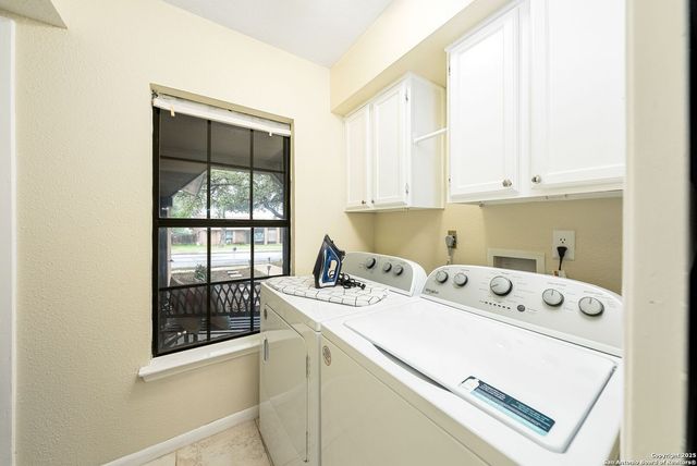 8410 Oak Fence, San Antonio, TX 78251