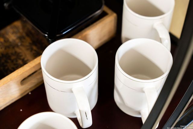 8410 Oak Fence, San Antonio, TX 78251