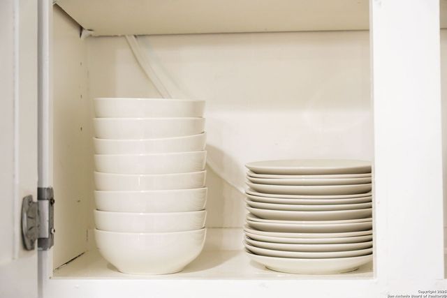 8410 Oak Fence, San Antonio, TX 78251