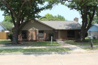 2617 Raintree Drive, Plano, TX 75074