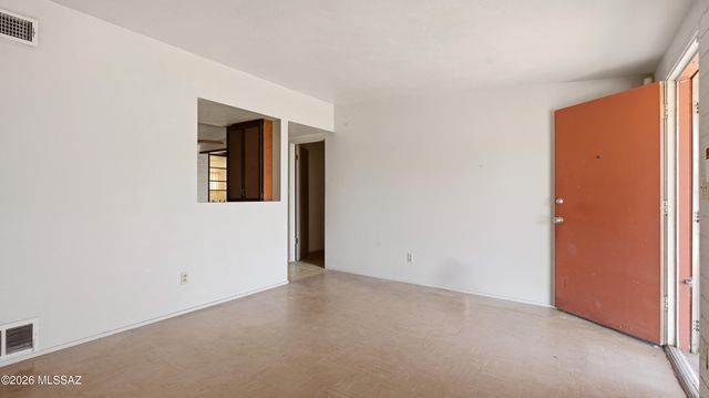 613 W Calle Siglo, Tucson, AZ 85705