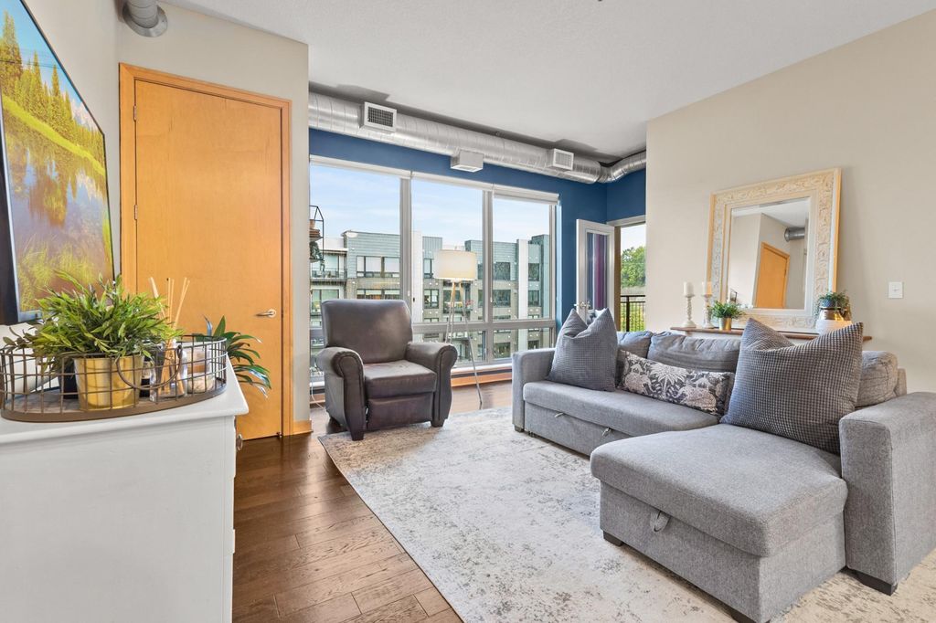 240 Spring Street 407, Saint Paul, MN 55102