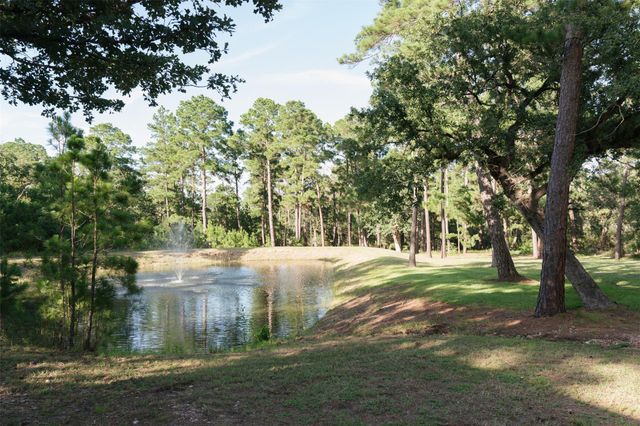 248 JZJ LN, La Grange, TX 78945