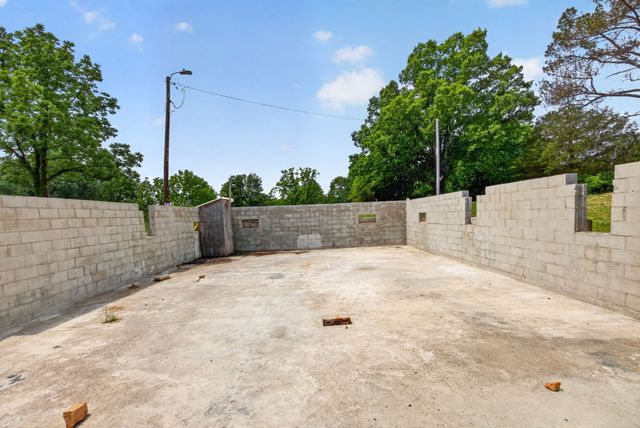 175 Harris Ln, Cookeville, TN 38501