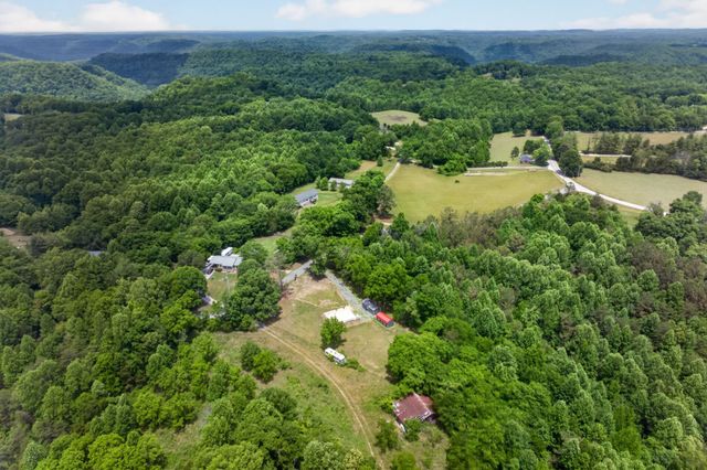 175 Harris Ln, Cookeville, TN 38501