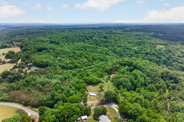 175 Harris Ln, Cookeville, TN 38501