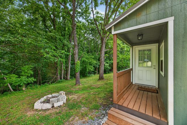 175 Harris Ln, Cookeville, TN 38501