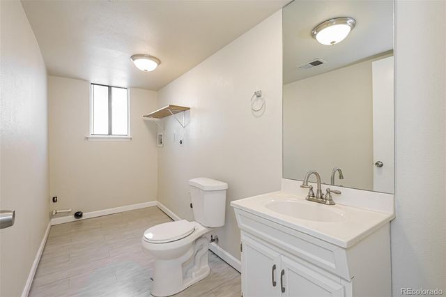 2721 S Salida Way, Aurora, CO 80013