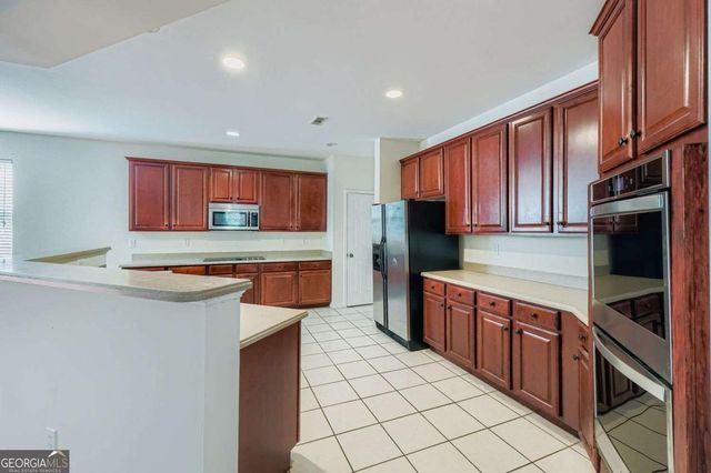 700 Kirkly Way, Fairburn, GA 30213