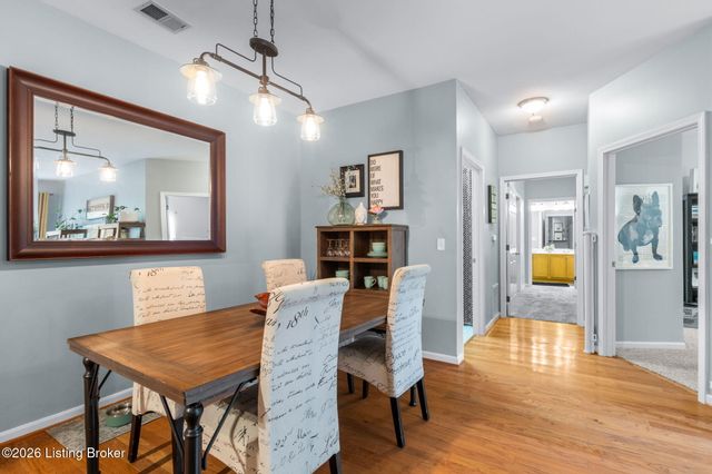 9606 Preston Spring Dr 104, Louisville, KY 40229