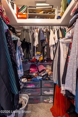 9606 Preston Spring Dr 104, Louisville, KY 40229