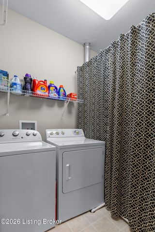 9606 Preston Spring Dr 104, Louisville, KY 40229