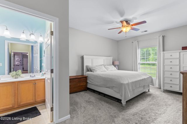 9606 Preston Spring Dr 104, Louisville, KY 40229