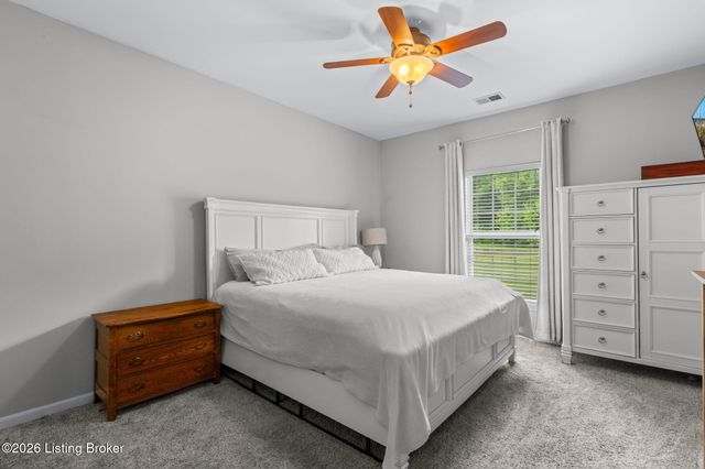 9606 Preston Spring Dr 104, Louisville, KY 40229