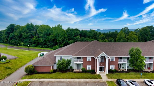 9606 Preston Spring Dr 104, Louisville, KY 40229