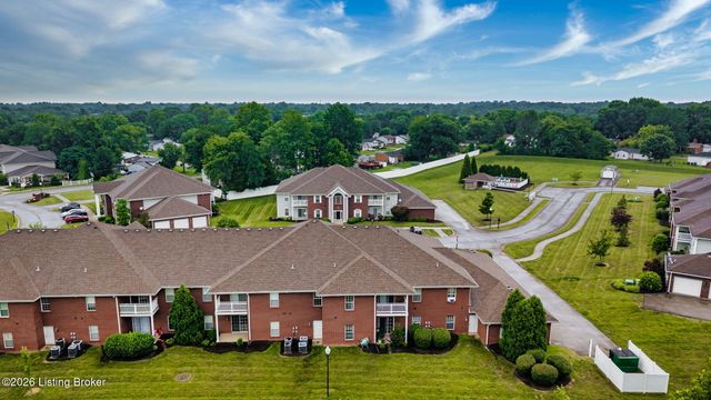 9606 Preston Spring Dr 104, Louisville, KY 40229