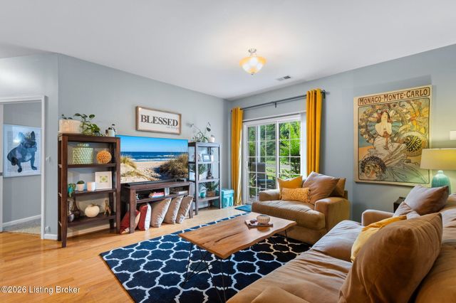 9606 Preston Spring Dr 104, Louisville, KY 40229
