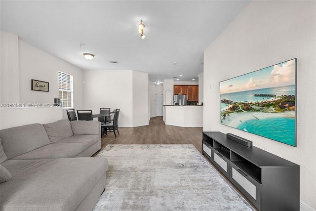9075 Preston Place 9075, Tamarac, FL 33321