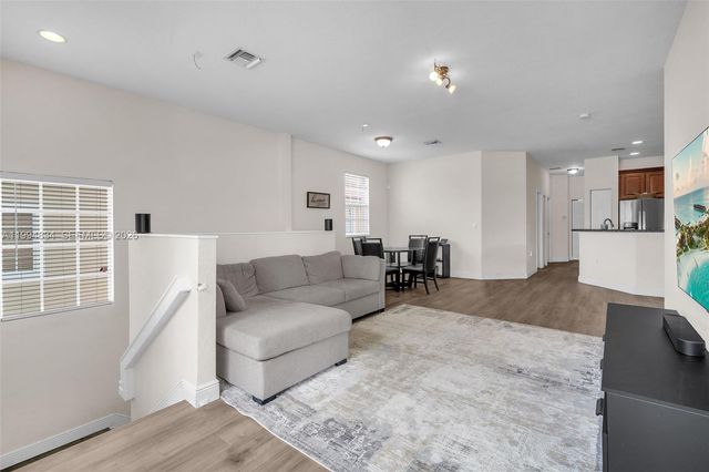 9075 Preston Place 9075, Tamarac, FL 33321