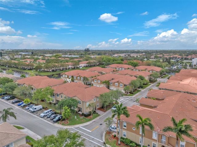 9075 Preston Place 9075, Tamarac, FL 33321