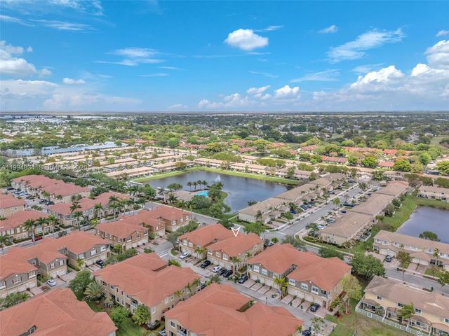9075 Preston Place 9075, Tamarac, FL 33321