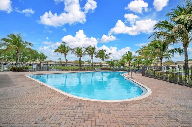 9075 Preston Place 9075, Tamarac, FL 33321