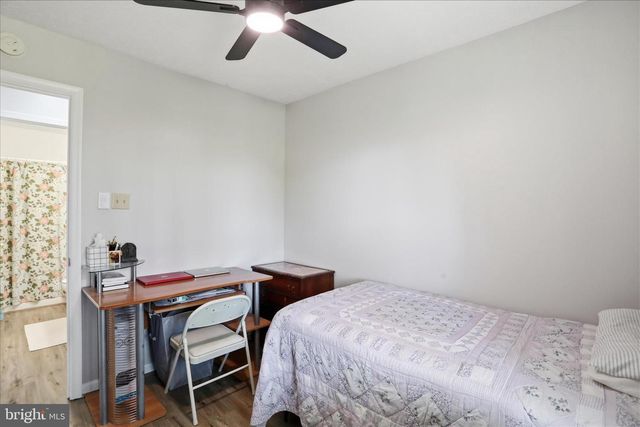 380 GRANNY SMITH RD, Linden, VA 22642