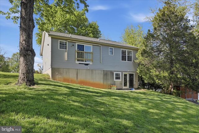 380 GRANNY SMITH RD, Linden, VA 22642