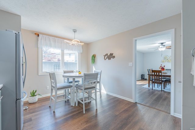 1007 W Countryside Lane, Bloomington, IN 47403