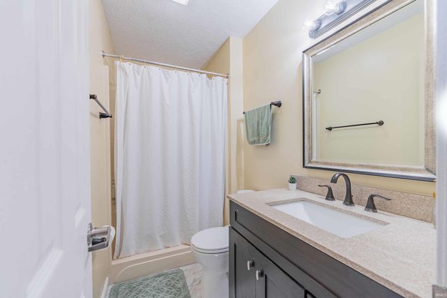 1007 W Countryside Lane, Bloomington, IN 47403