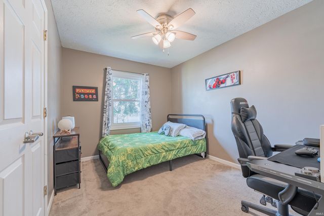 1007 W Countryside Lane, Bloomington, IN 47403