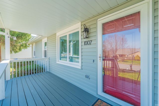 1007 W Countryside Lane, Bloomington, IN 47403