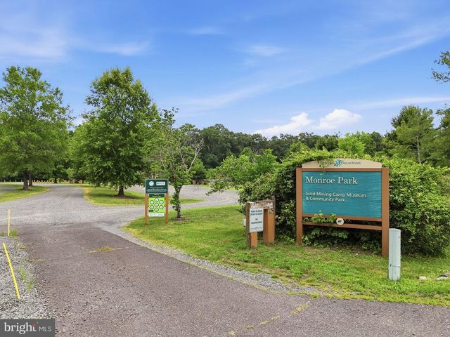 3472 ROCK RUN RD, Goldvein, VA 22720