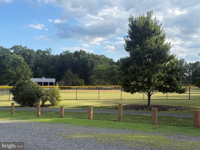 3472 ROCK RUN RD, Goldvein, VA 22720