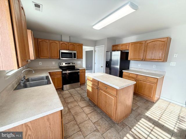 2937 ABBEYDALE CT, Chester, VA 23831