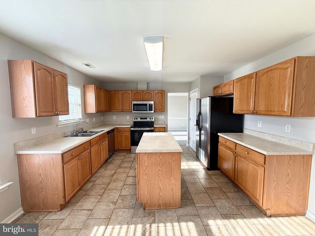2937 ABBEYDALE CT, Chester, VA 23831