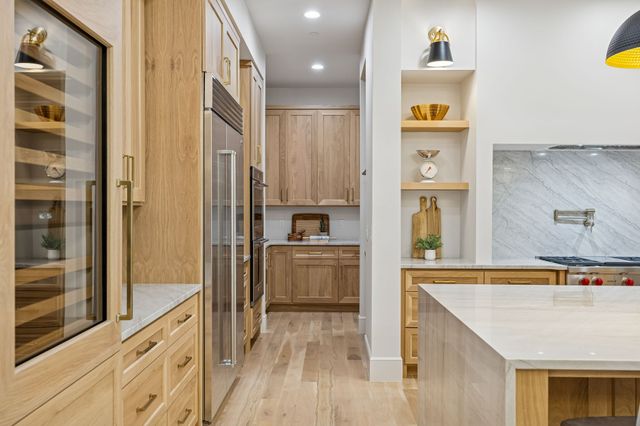 542 Cumberland Hills Dr, Hendersonville, TN 37075