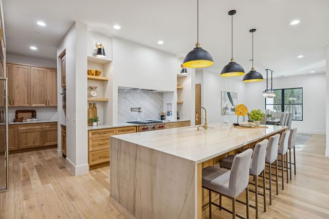 542 Cumberland Hills Dr, Hendersonville, TN 37075