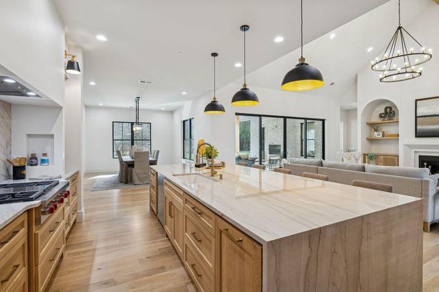 542 Cumberland Hills Dr, Hendersonville, TN 37075