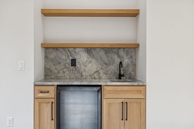 542 Cumberland Hills Dr, Hendersonville, TN 37075