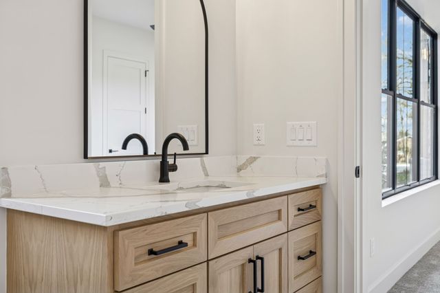 542 Cumberland Hills Dr, Hendersonville, TN 37075